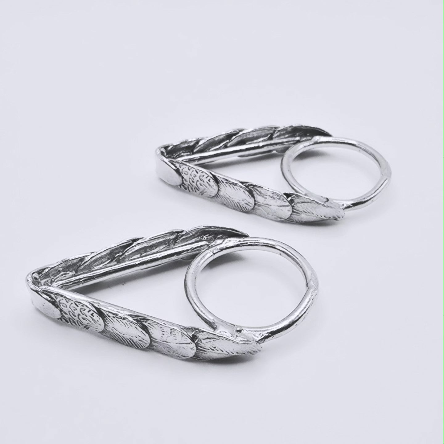 Triangle Feathered Ring in Sterling