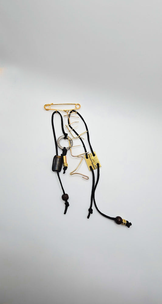 FEEL Brooch